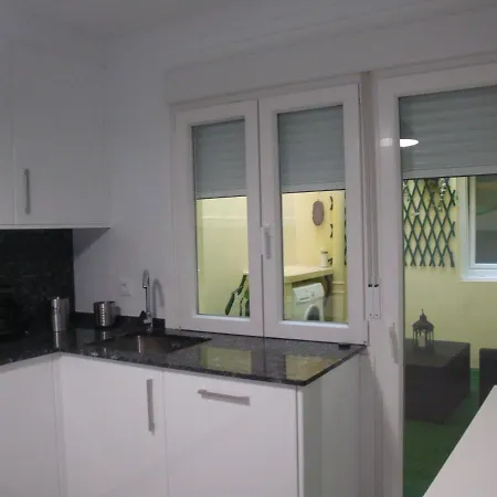 Апартаменты Piso En Alexandre Boveda Эль-Грове